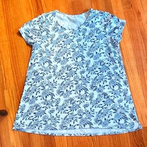 NWOT J. Jill Scoop-Neck Elliptical Tee